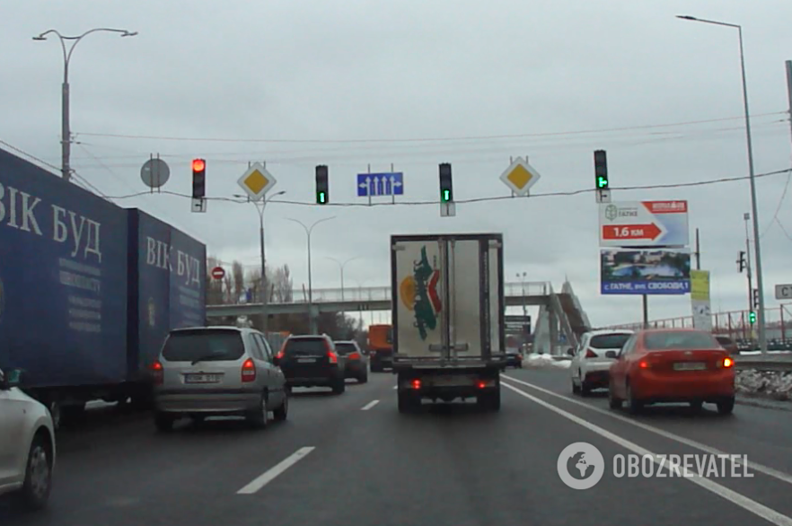 Скандально відомий світлофор на Одеській трасі