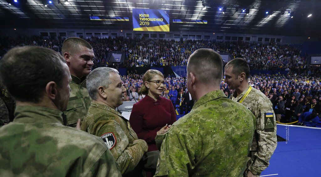 Военные назвали Тимошенко единственным политическим ''киборгом'' Украины 