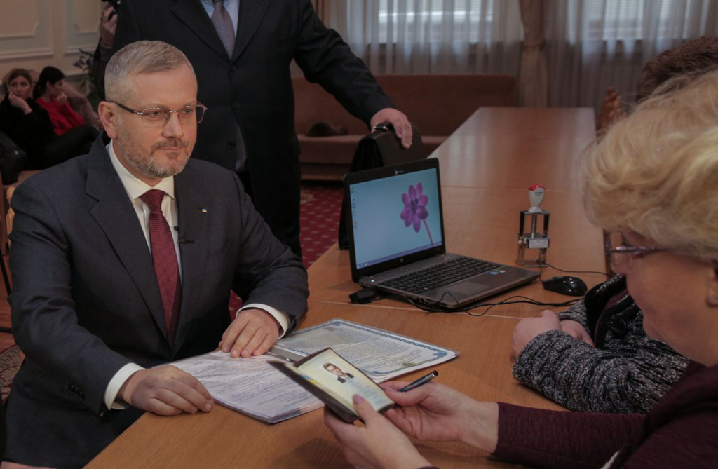 Вілкул подав документи в ЦВК для реєстрації кандидатом в президенти
