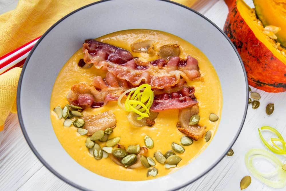 Известный кулинар поделился рецептом тыквенного крем-супа