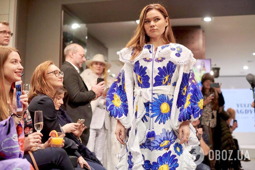 Модный показ в Давосе: украинский дизайнер одела мировых лидеров в вышиванки