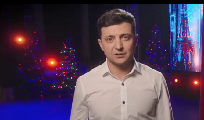 Владимир Зеленский в новогоднюю ночь заявил, что идет в президенты