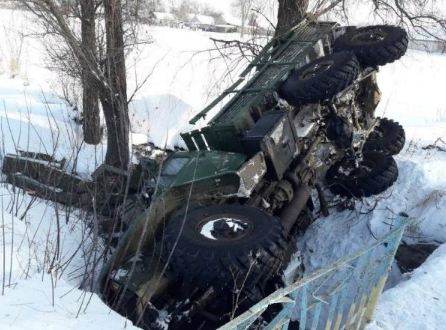 ÐÐ° Ð§ÐµÑÐºÐ°ÑÑÐ¸Ð½Ðµ Ð¾Ð¿ÑÐ¾ÐºÐ¸Ð½ÑÐ»ÑÑ ''Ð£ÑÐ°Ð»'' Ñ Ð±Ð¾ÐµÐ¿ÑÐ¸Ð¿Ð°ÑÐ°Ð¼Ð¸: ÑÐ¾ÑÐ¾ Ñ Ð¼ÐµÑÑÐ° ÐÐ¢Ð