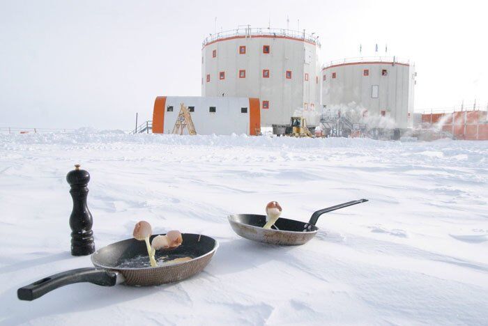 Полярник показал, как выглядит пикник в Антарктике: невероятные фото