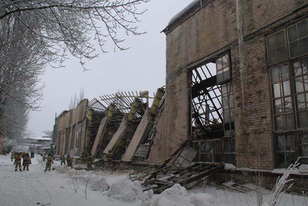 У Горлівці на машинобудівному заводі обвалилася стіна