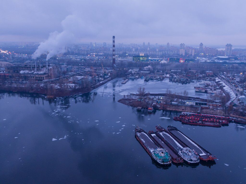 Киевский порт с высоты птичего полета: невероятное фото