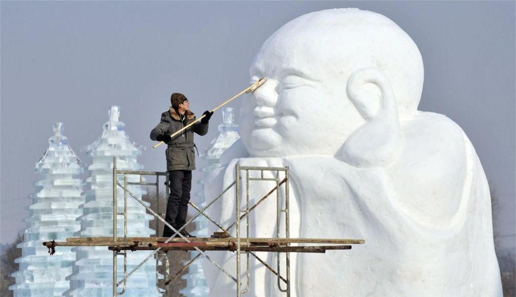 Снег и лед: яркий фестиваль в Китае удивил сеть