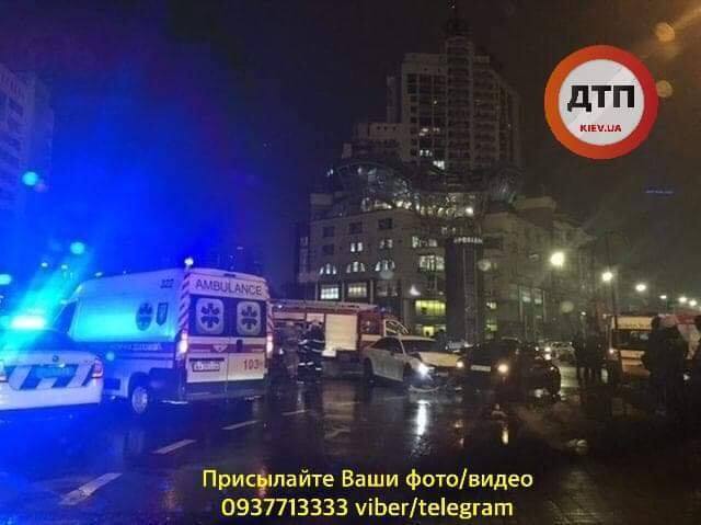 В центре Киева произошло страшное ДТП: есть погибшие, много раненых 