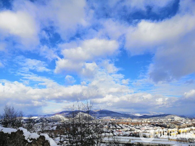 Зимове Мукачево з висоти: яскраві фото