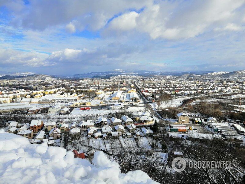 Зимнее Мукачево с высоты: яркие фото