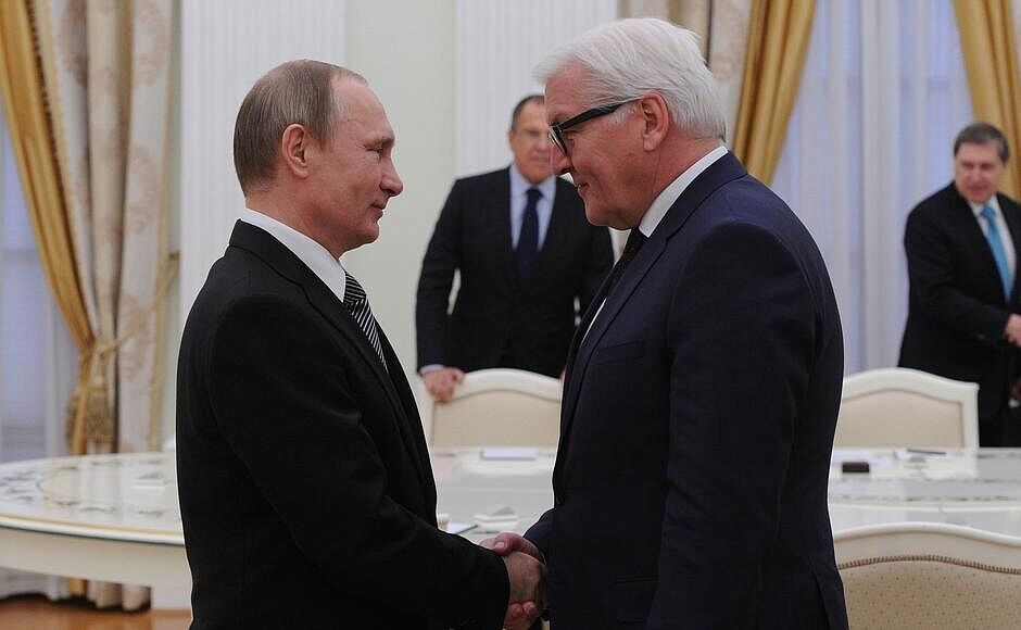 Президент РФ Владимир Путин с президентом ФРГ Франком-Вальтером Штайнмайером