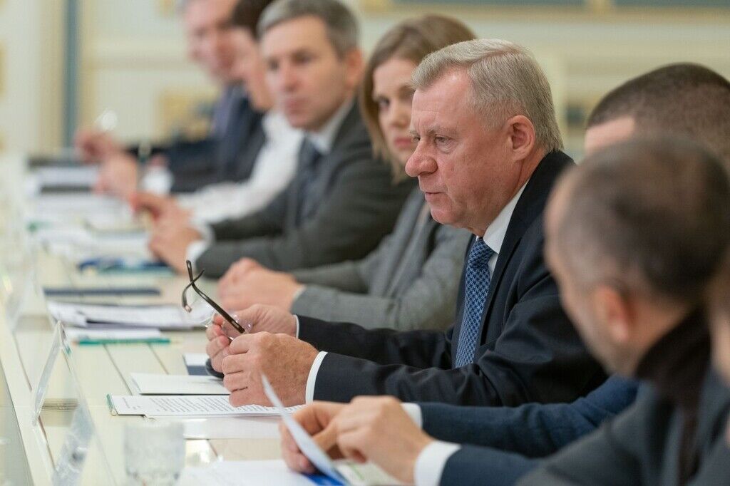 500 млрд проблемних кредитів: Зеленський провів нараду щодо банківського сектору