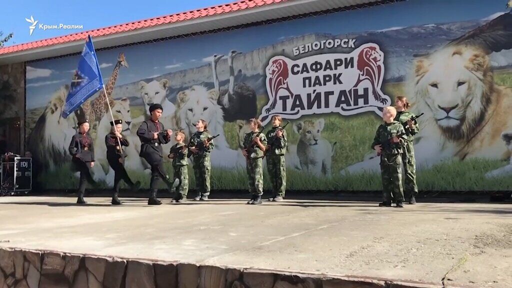 Новости Крымнаша. А пять лет назад на этой же площади Родину предавали