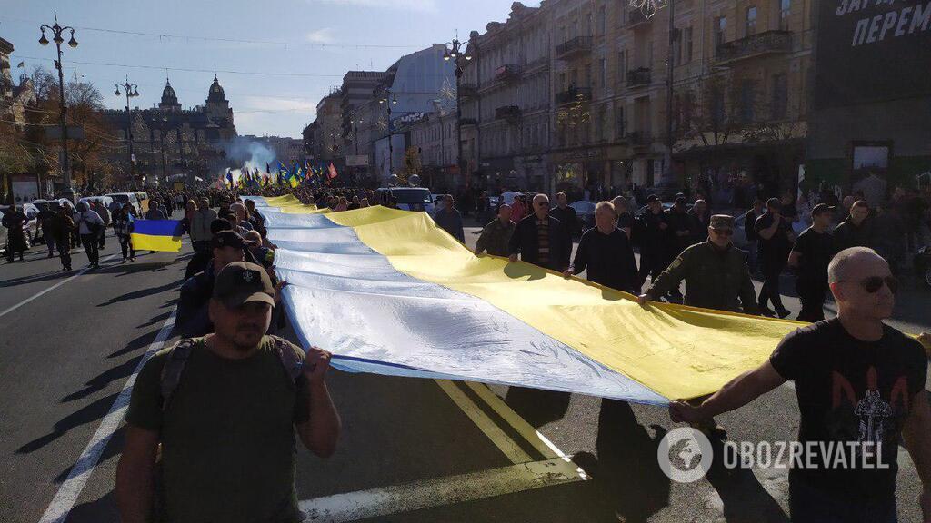Появились эксклюзивные фото и видео с Марша защитников в Киеве