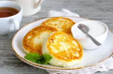 Рецепт неймовірно смачних сирників без яєць