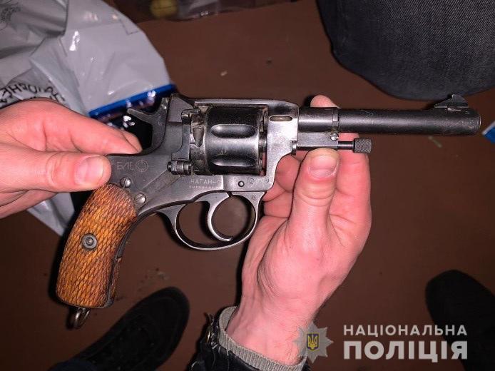 Поліція знайшла арсенал зброї та боєприпасів у жителя Кривого Рогу