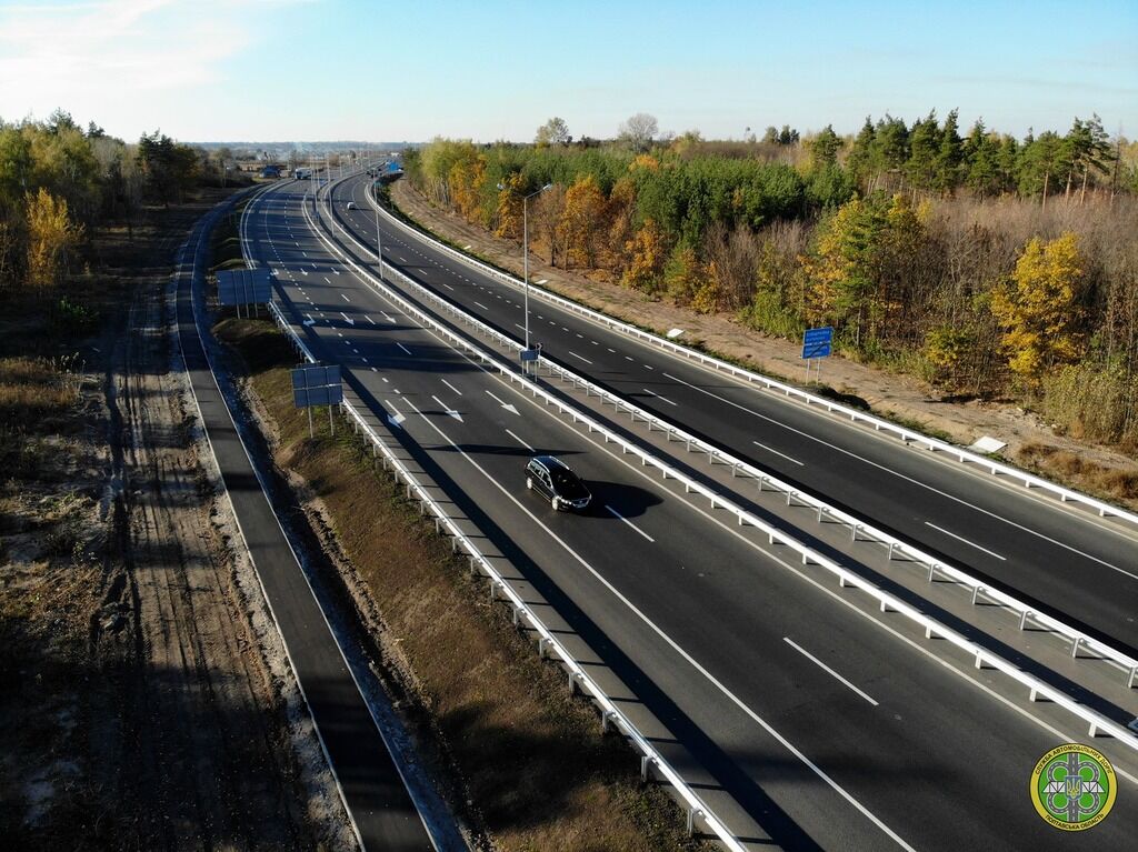 Українські дорожники похвалилися зразковим ремонтом дороги: з'явилися приголомшливі фото