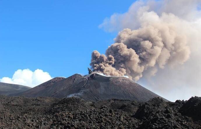 В Італії прокинувся вулкан Етна
