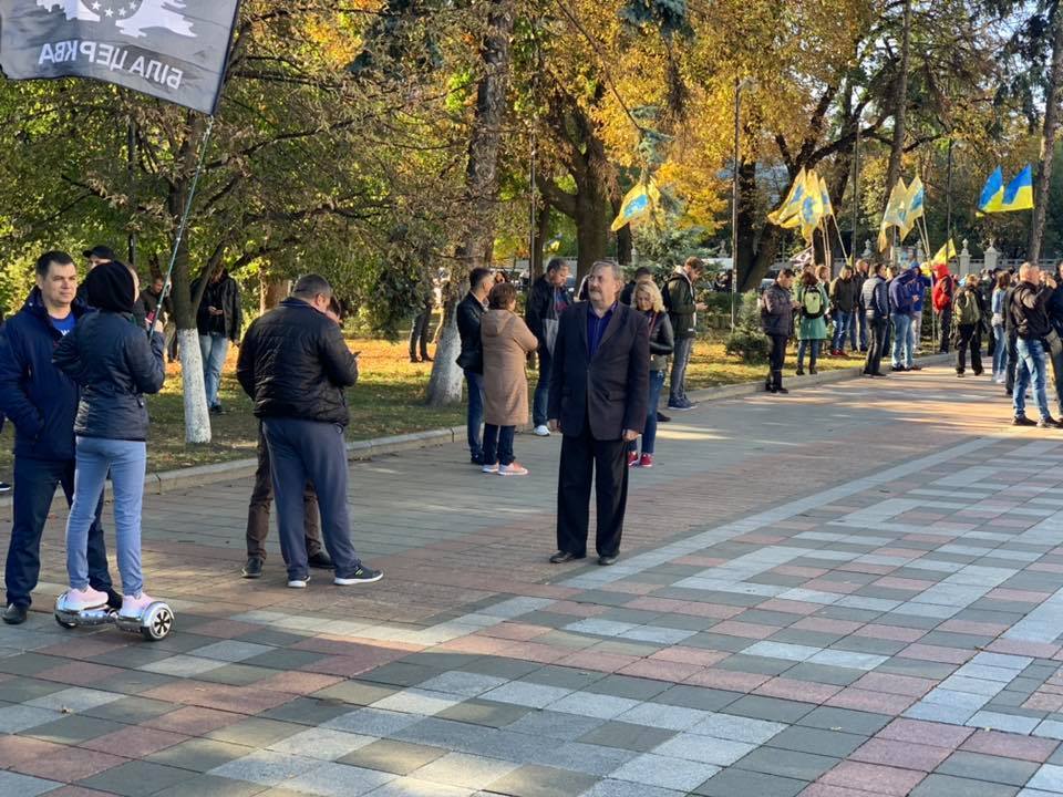 Митинг "бляхеров" под Радой