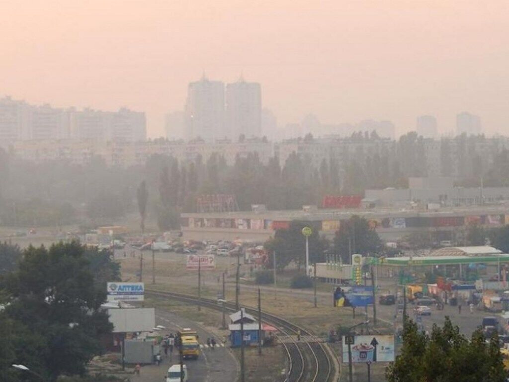 Забруднення повітря у Києві: влада прояснила ситуацію