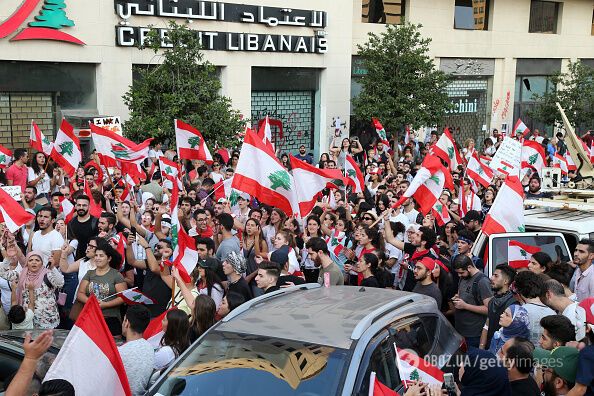 Ліван накрили мільйонні протести