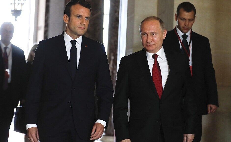 Президент РФ Володимир Путін і президент Франції Емманюель Макрон