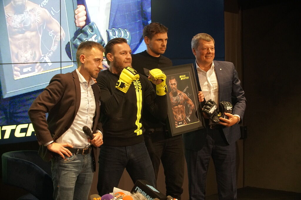 Конор в Киеве: звезда UFC - о Зеленском, реванше с Хабибом и своем виски