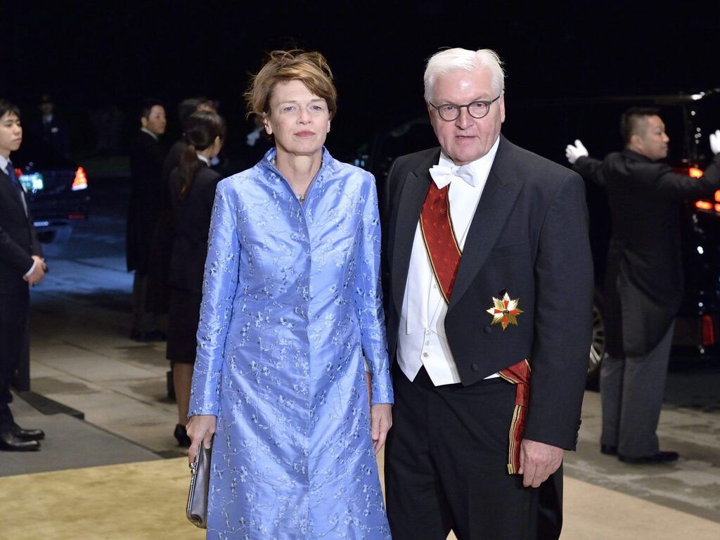 Президент Германии Франк-Вальтер Штайнмайер с женой Эльке Бюденбендер