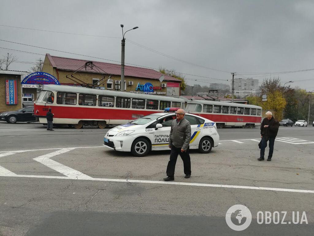 В Днепре возле строительной академии произошла массовая авария