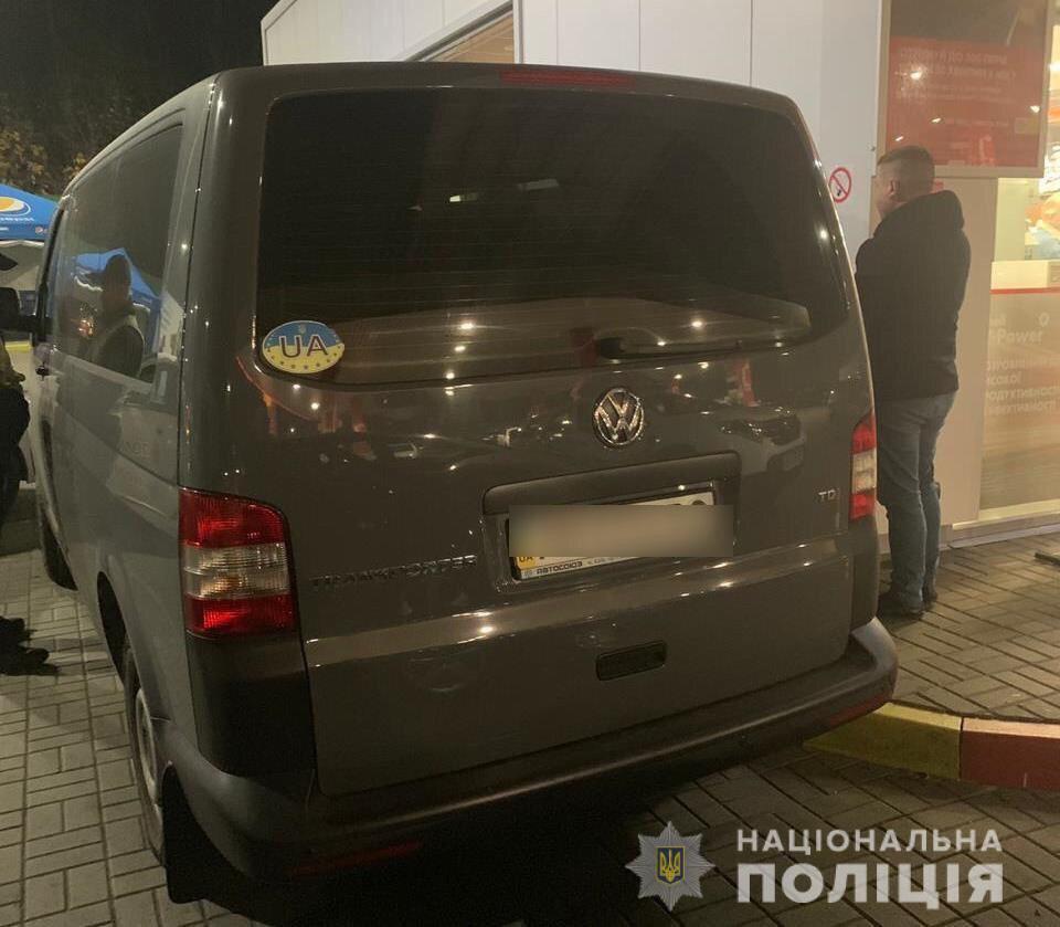 Под Киевом прямо на улице похитили мужчину