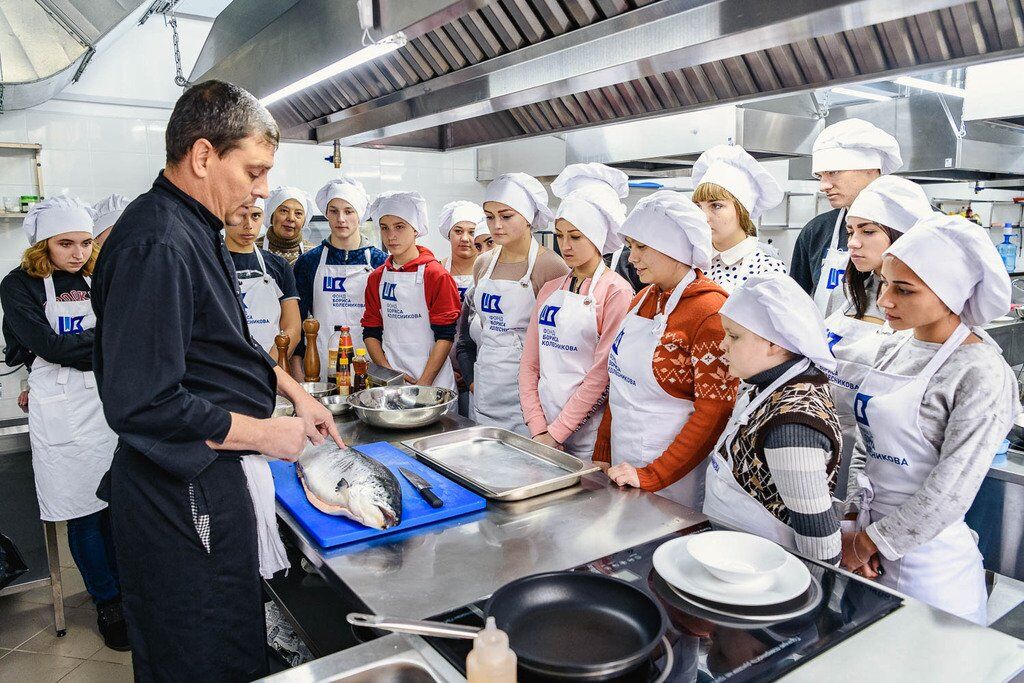 В Константиновке стартовала Школа поварского искусства