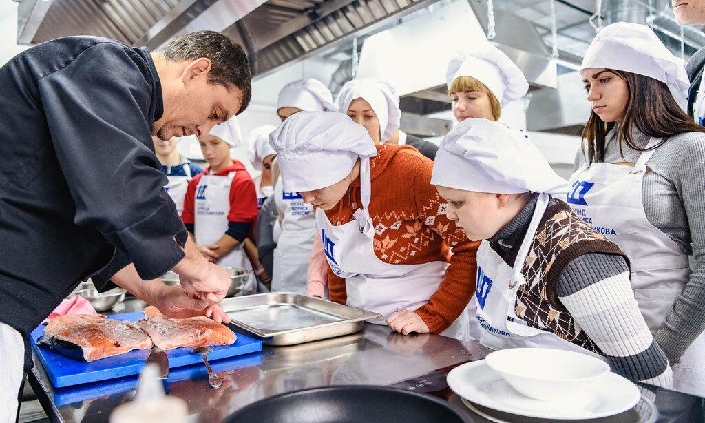 У Костянтинівці стартувала Школа кухарського мистецтва