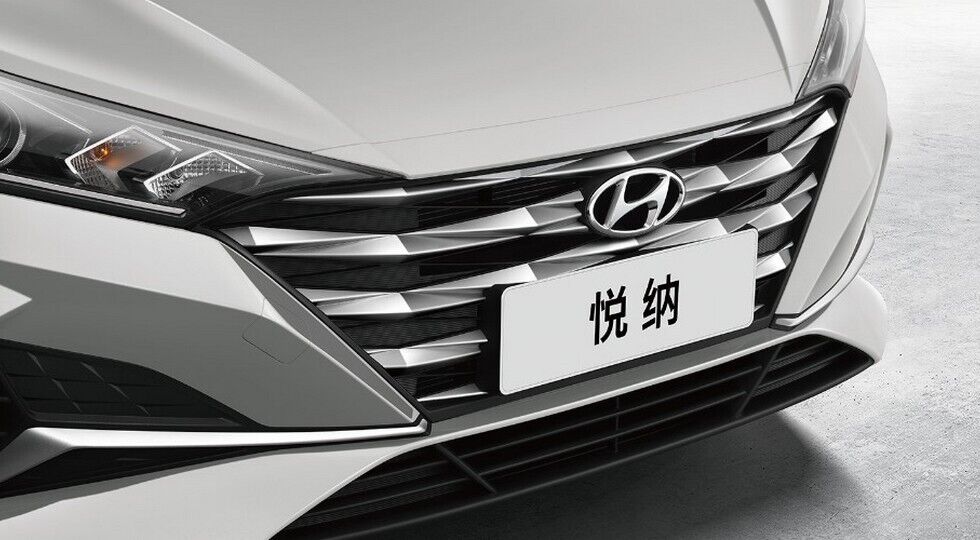 Новий Hyundai Accent отримав агресивну передню решітку