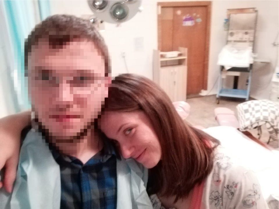 В Івано-Франківську у лікарні під час пологів померла жінка