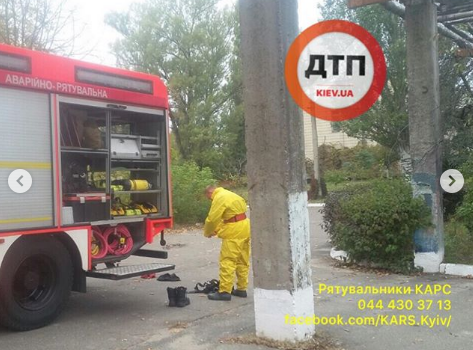 У Дарницькому районі Києва у каналізації виявили труп чоловіка