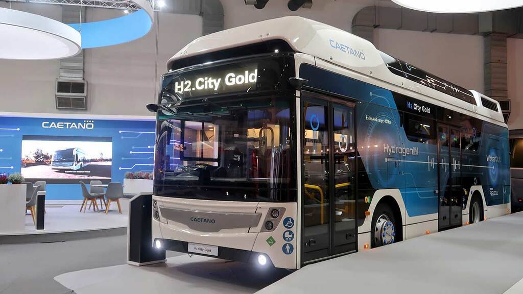 Водородный автобус CaetanoBus H2.City Gold