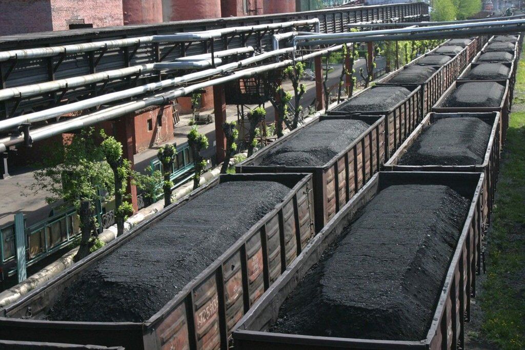 Російське вугілля везуть в Україну