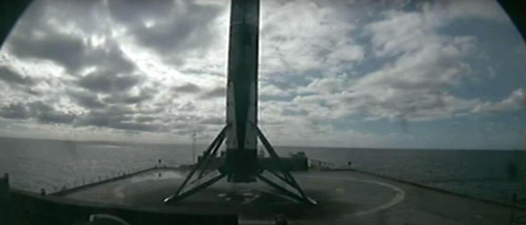 SpaceX запустила на орбіту Falcon 9
