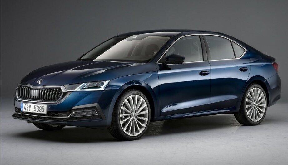 Зовні нова Skoda Octavia 2020 чимось нагадує Skoda Superb