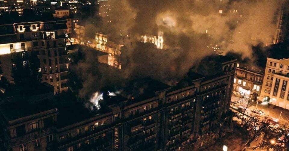 У мережі показали наслідки масштабної пожежі у Києві