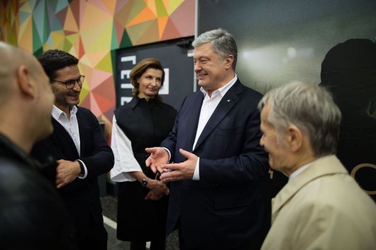 Петро Порошенко на показі фільму "Додому"