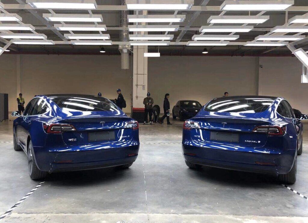 Электрокар Tesla Model 3