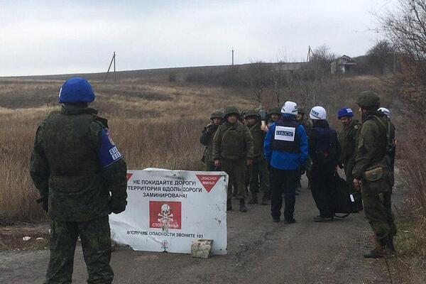 Наблюдатели ОБСЕ фиксируют отвод вооружений на Донбасс