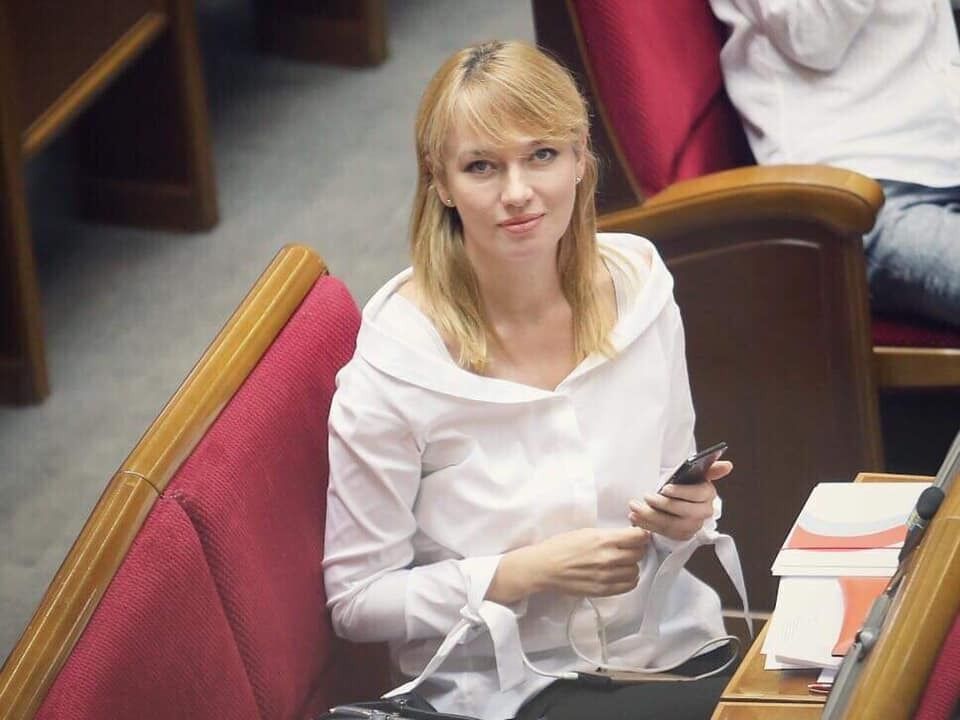 Олена Шуляк стала представницею Кабміну в Раді