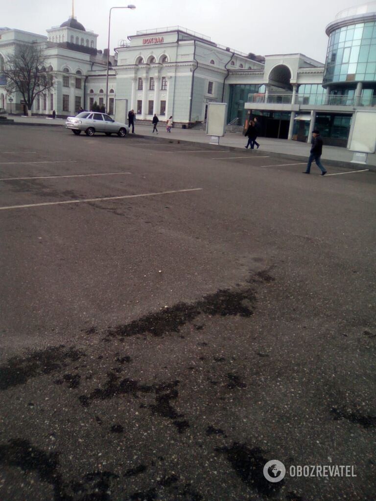 Здесь пахнет смертью. Фото из Донецка