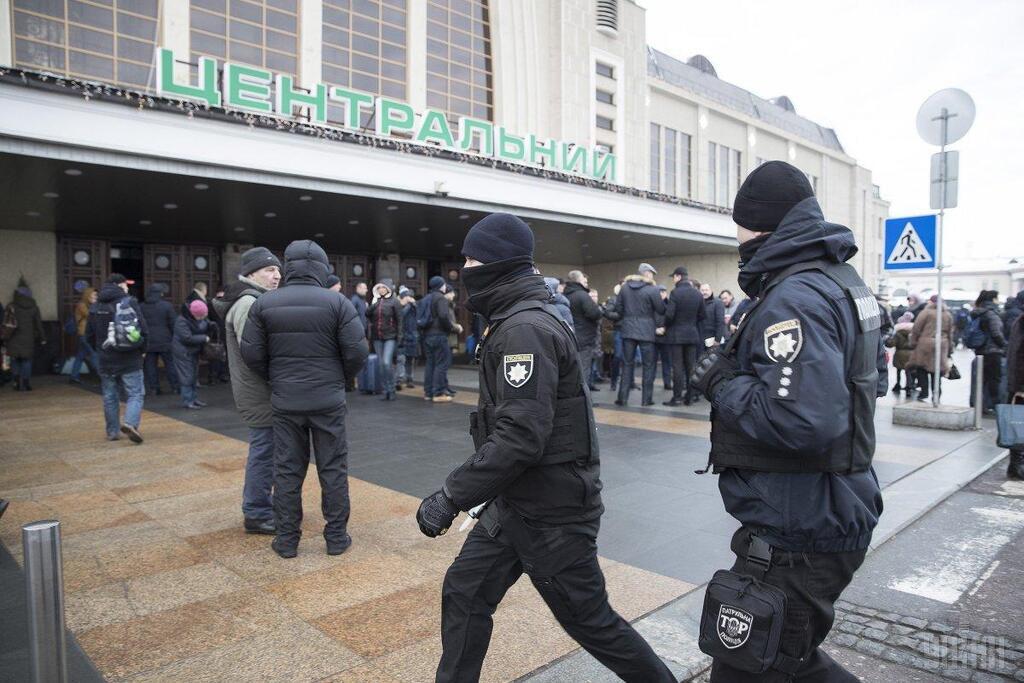 В Киеве сообщили о минировании вокзала
