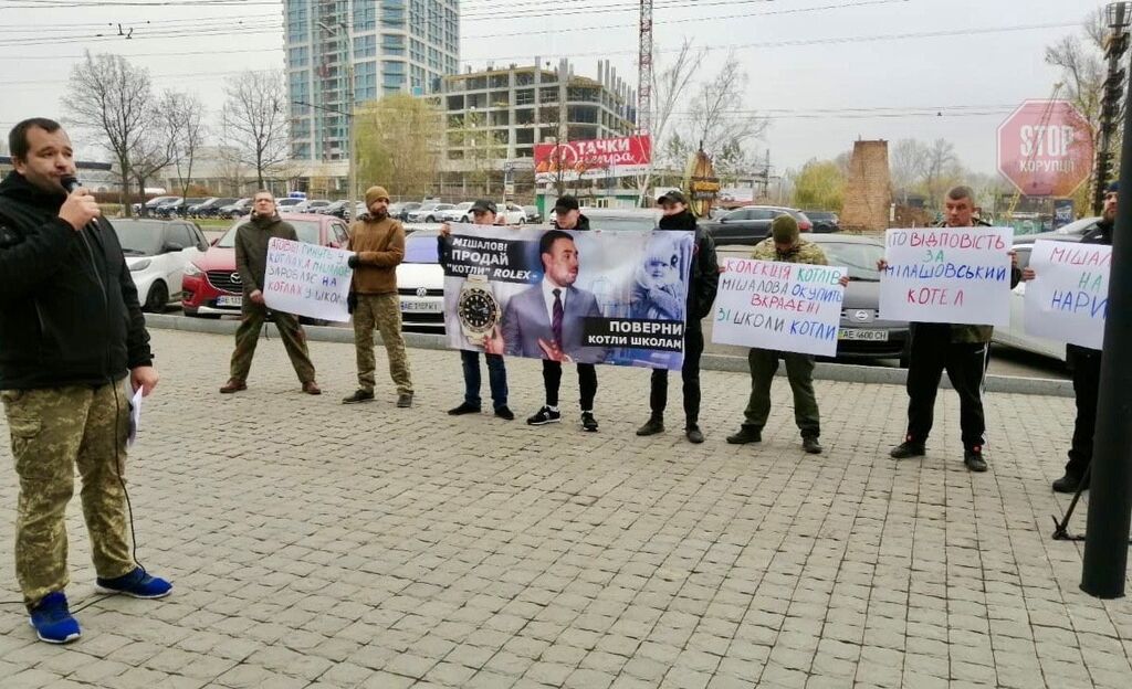 В Днепре ветераны АТО вышли на акцию "Мишаловський котел"