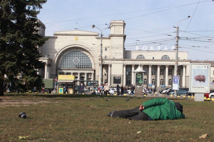 Привокзальная площадь Днепра на сегодняшний день