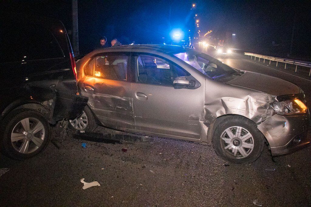 Поліцейські, які прибули на місце ДТП, довго не могли знайти її винуватців