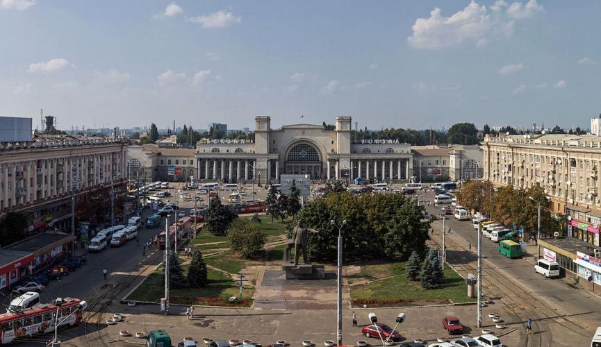 Привокзальна площа Дніпра в 2000-х роках